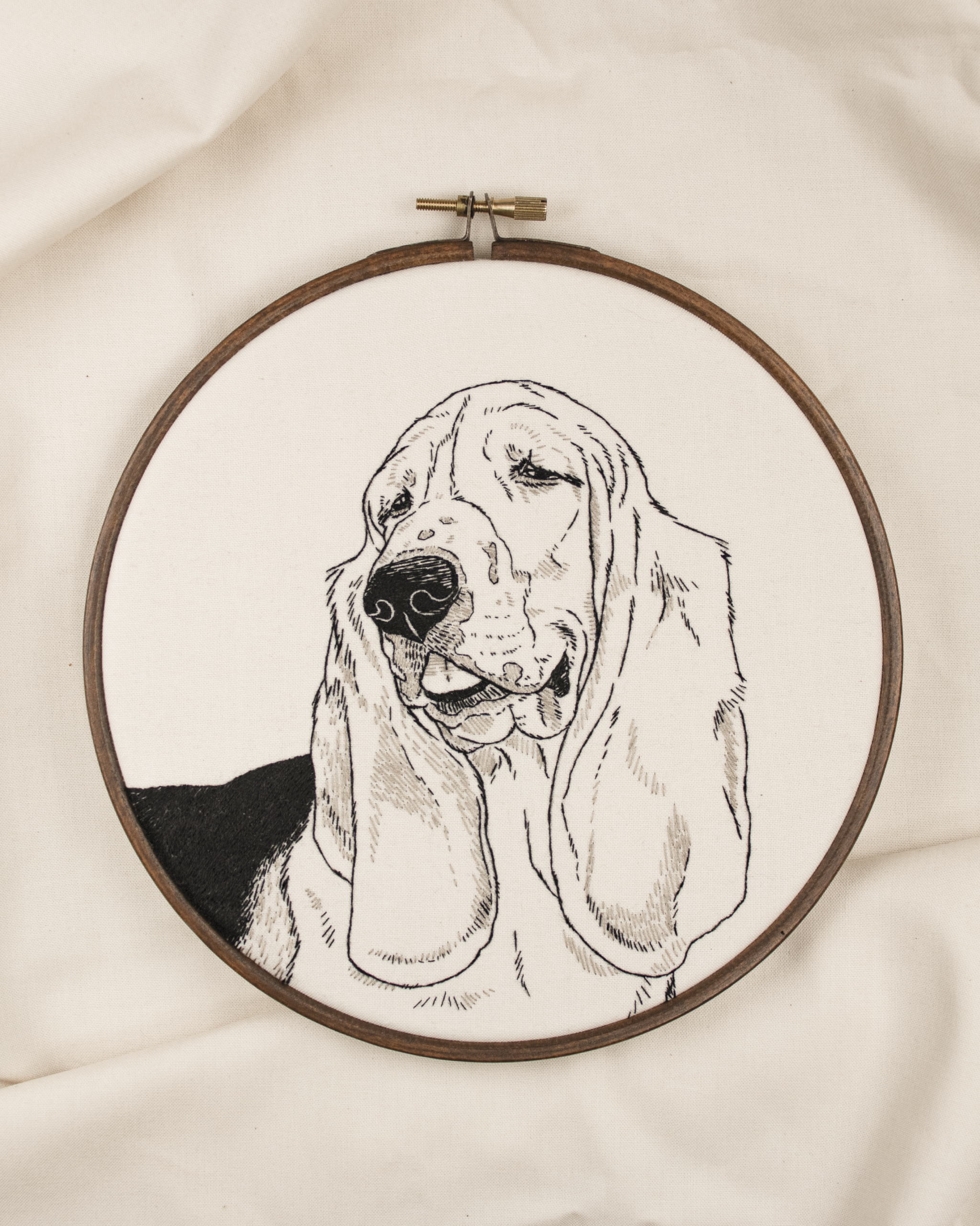 BASSET HOUND: Black Outline Dog Embroidery - Hand Stitched Minimal Pet Portrait Hoop - Image 2