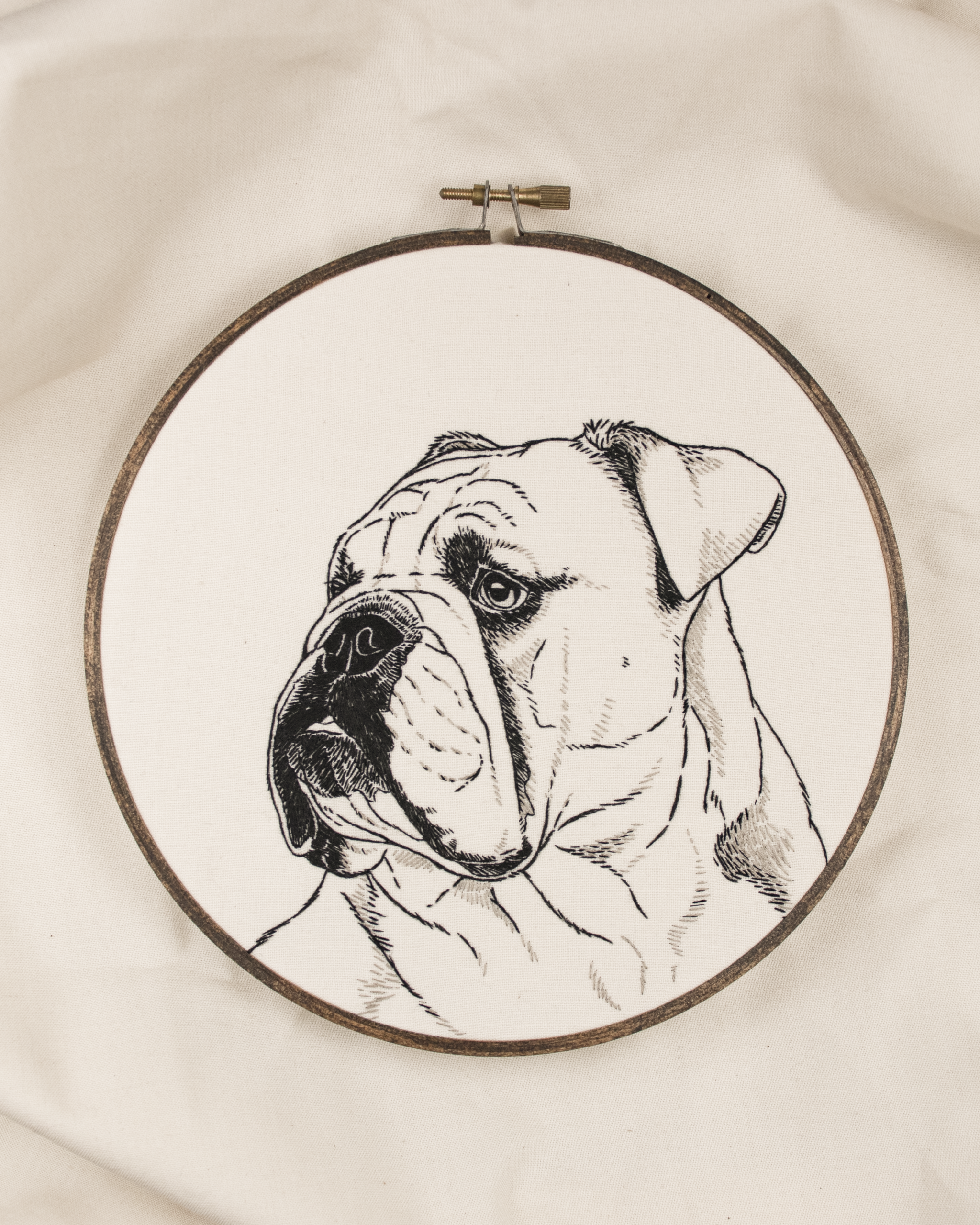 ENGLISH BULLDOG: Black Outline Dog Embroidery - Hand Stitched Minimal Pet Portrait Hoop - Image 2
