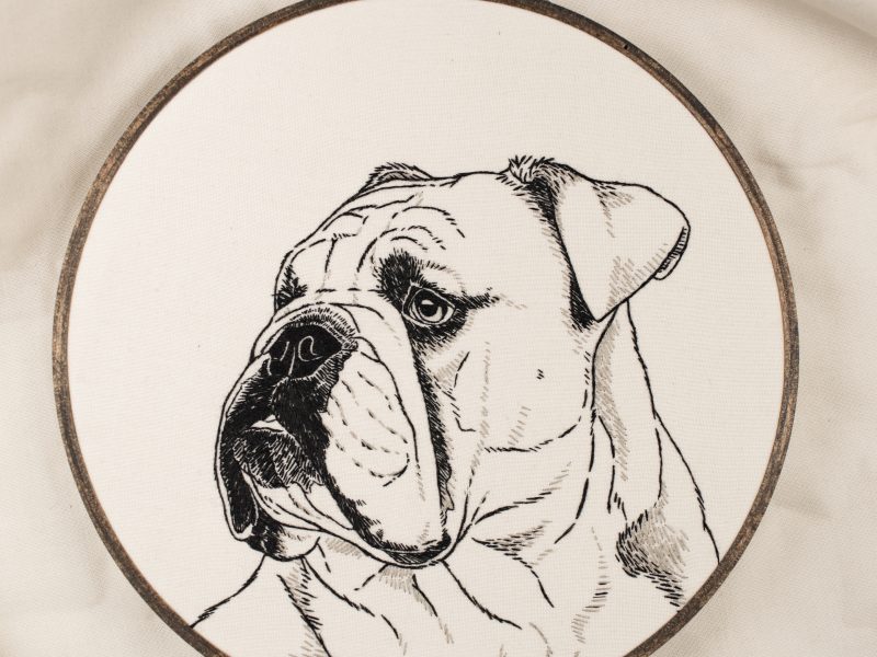 ENGLISH BULLDOG: Black Outline Dog Embroidery - Hand Stitched Minimal Pet Portrait Hoop